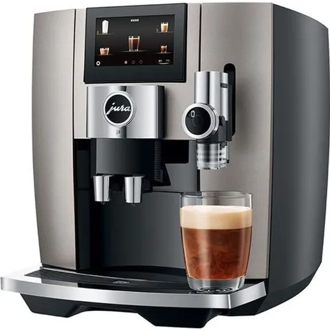 Jura J8